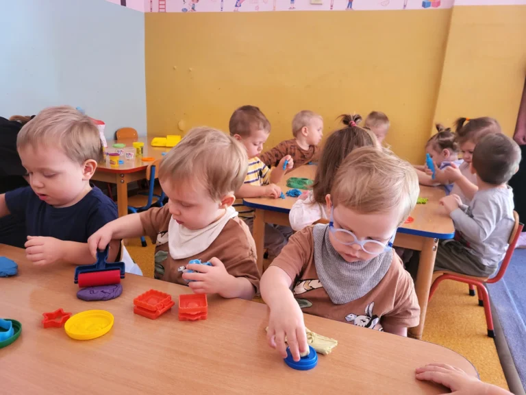 Dzieci z grupy Biedronki - zdjęcie podglądowe z galerii