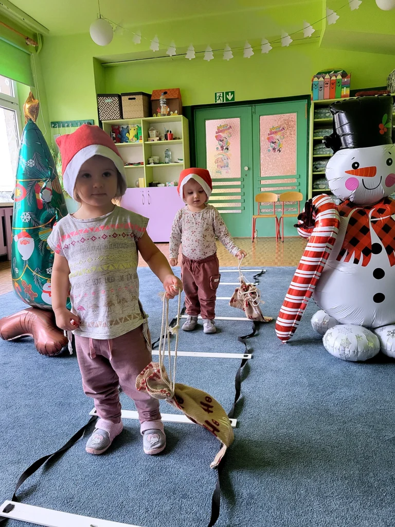 Dzieci z grupy Biedronki - zdjęcie podglądowe z galerii